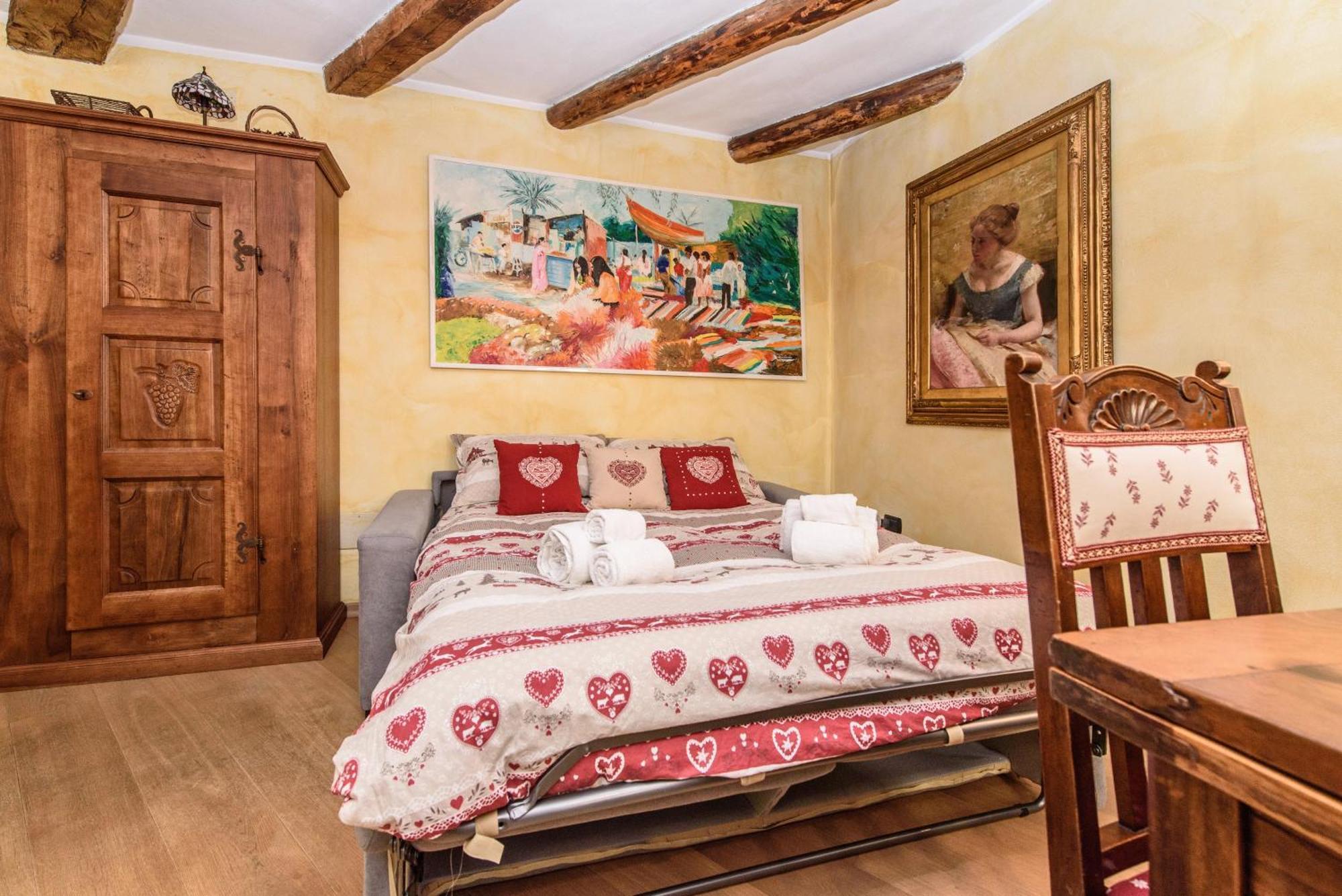 Joile Maison - In The Heart Of Apartment